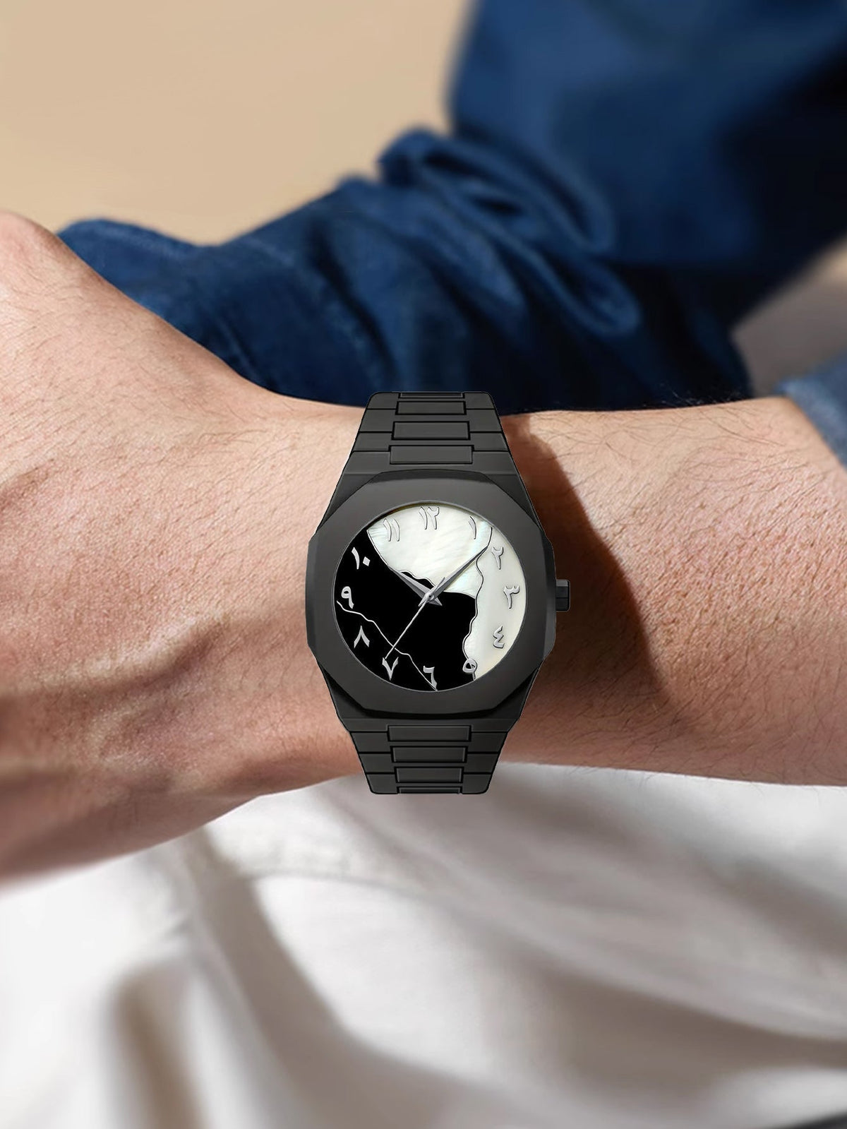 Black AURA Watch – Elegant All-Black Quartz Wrist Watch for Men & Women