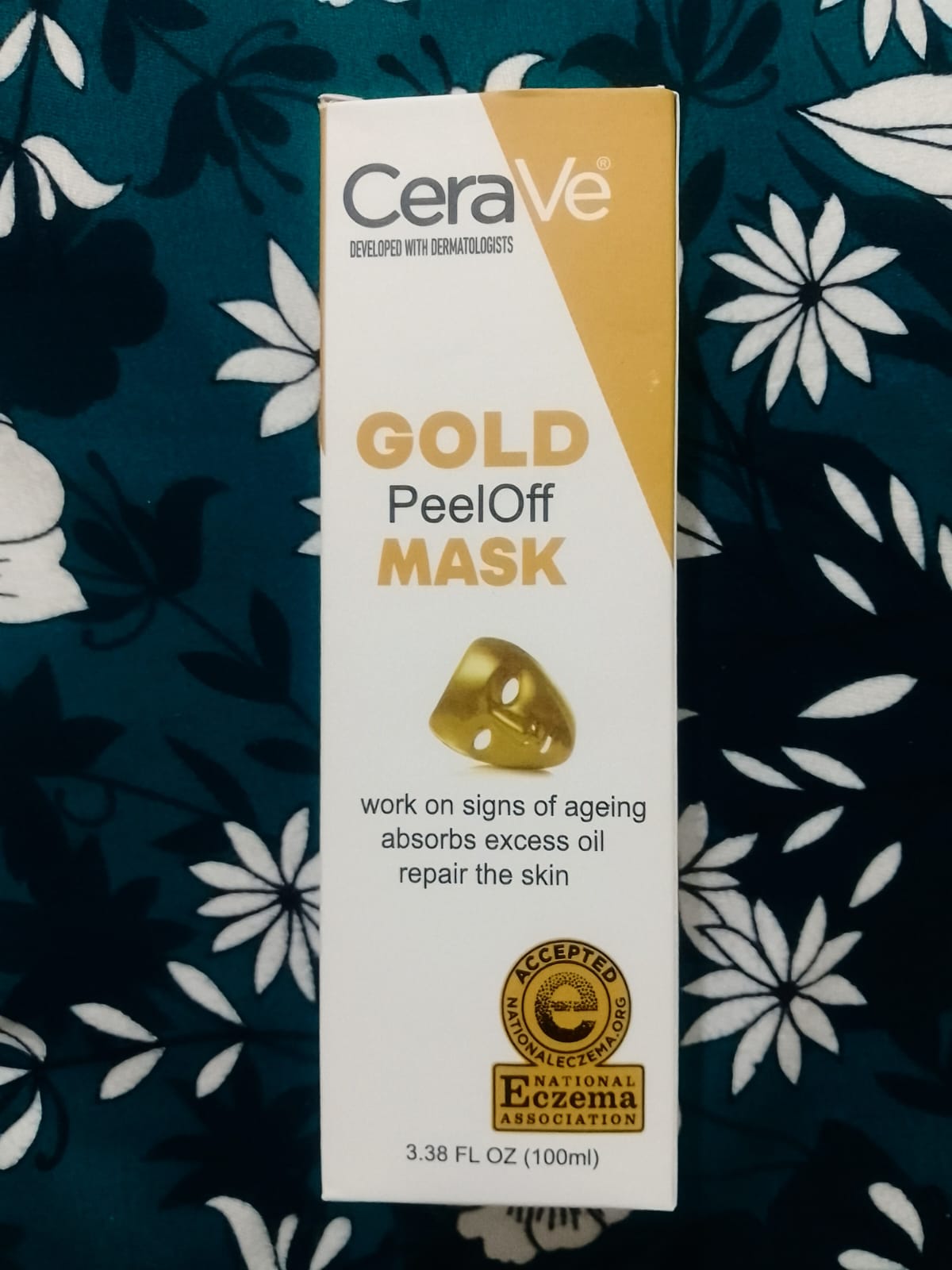 CeraVe Radiant Glow Peel-Off Gold Mask – Brightening & Skin Glow Care